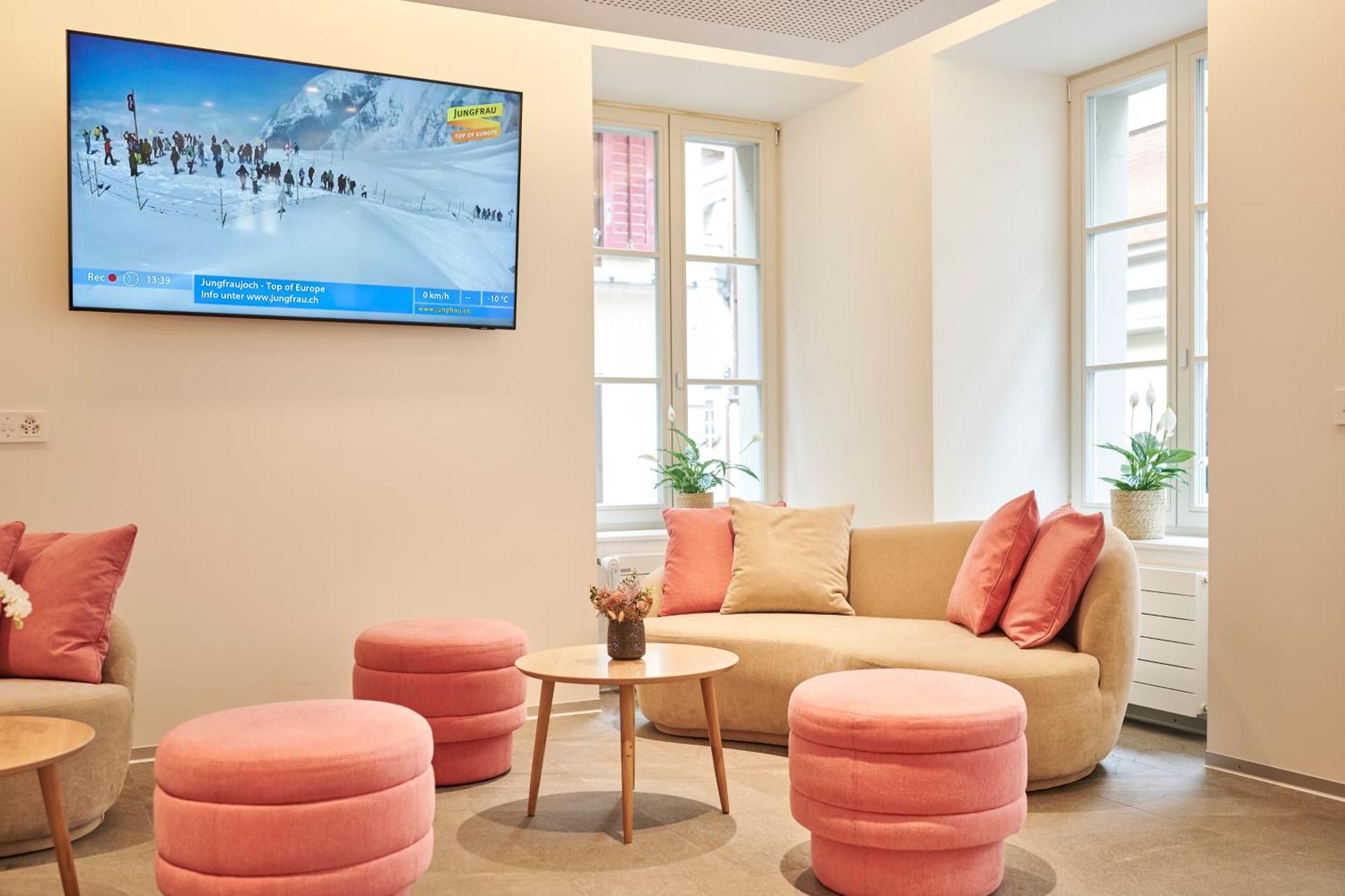 Aparthotel Krone - Self Check-In Unterseen Exterior foto